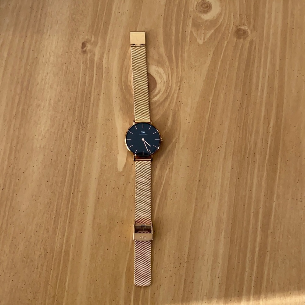 DW watch